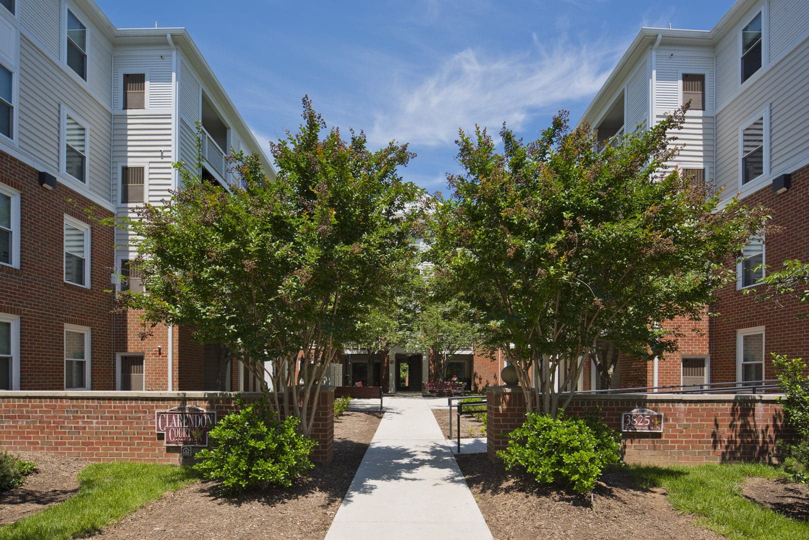 Clarendon Court