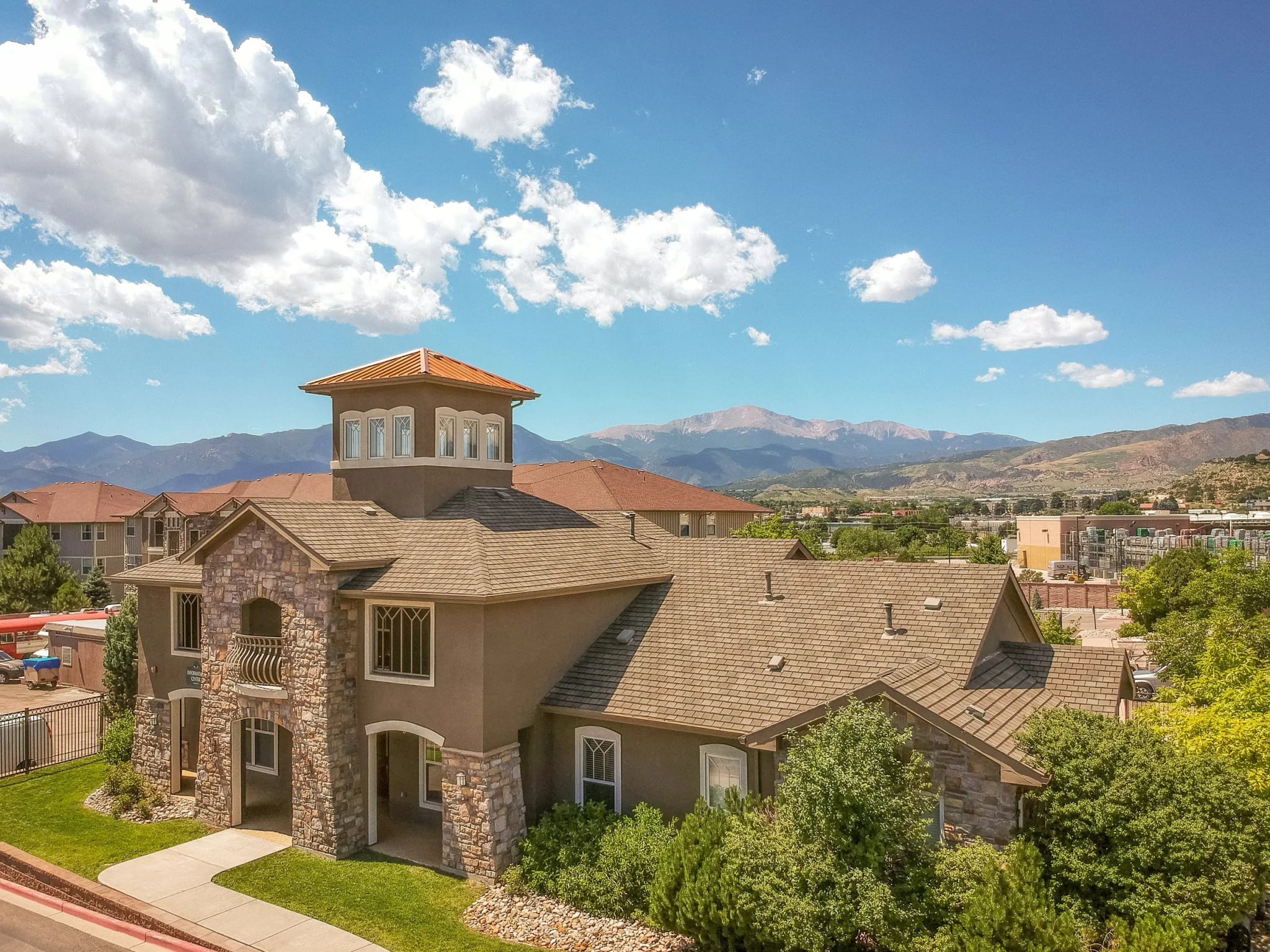 Shadow Mountain Apartments exterior