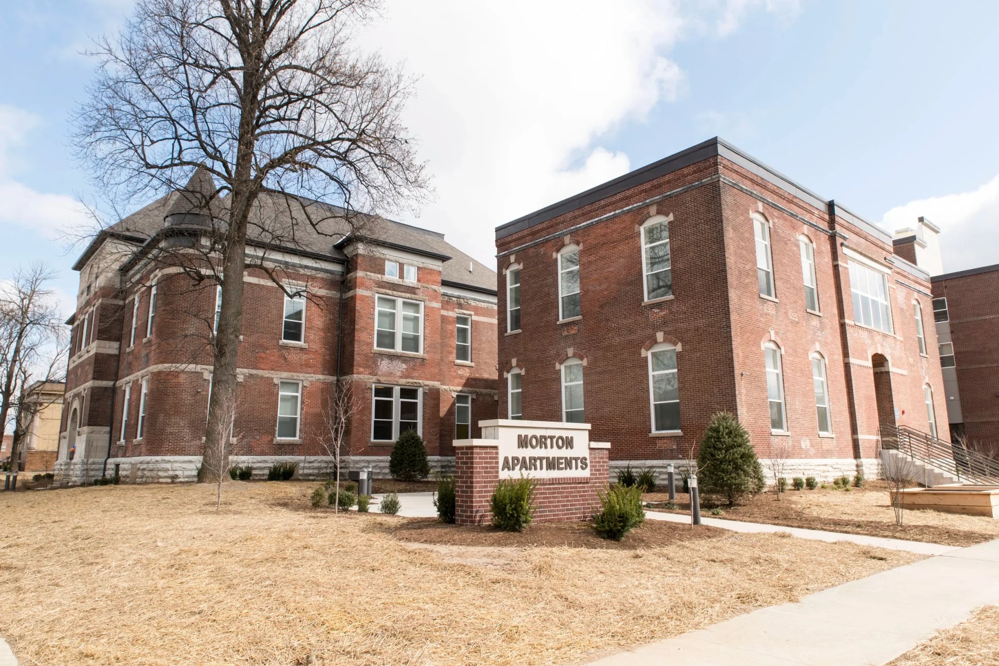 Morton School Senior exterior
