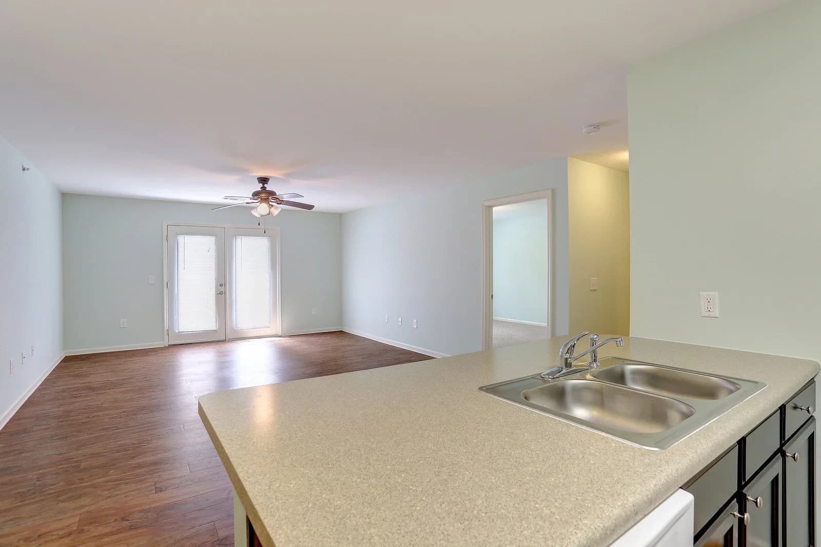 Sumner Gardens Apartments photo 1