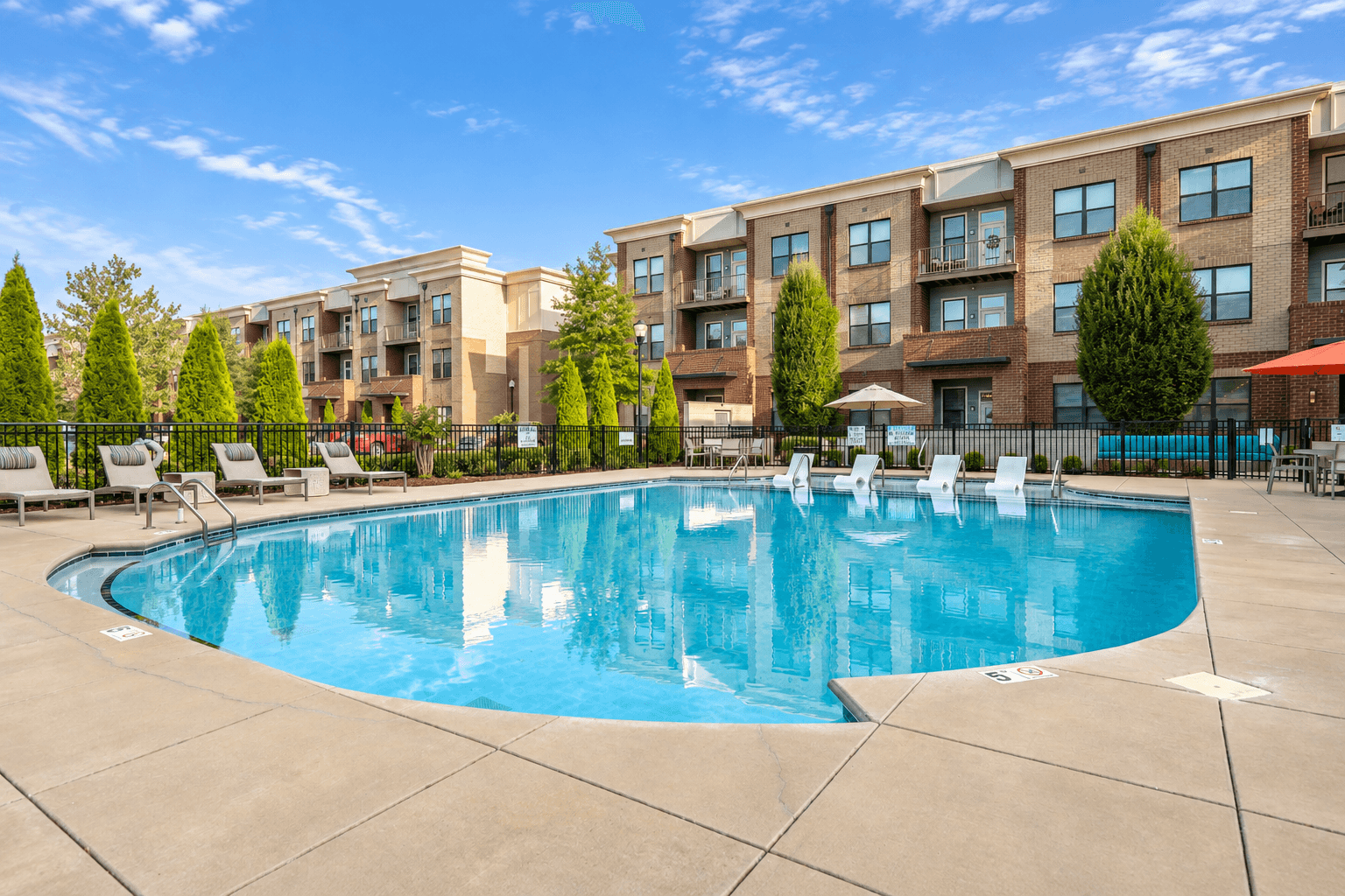 The Luxe at Indian Lake Village photo 1