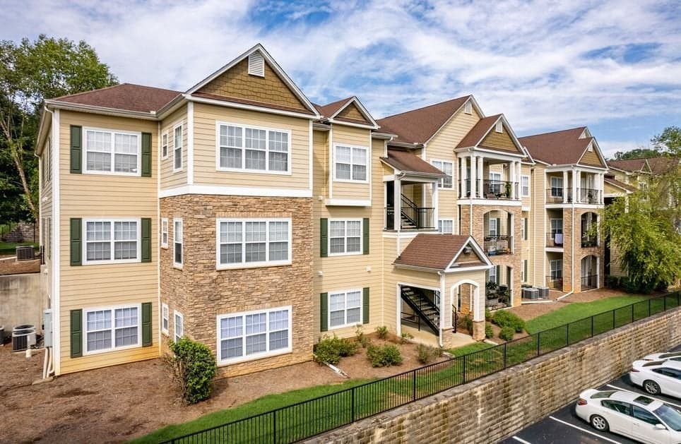Legacy Pointe photo 2