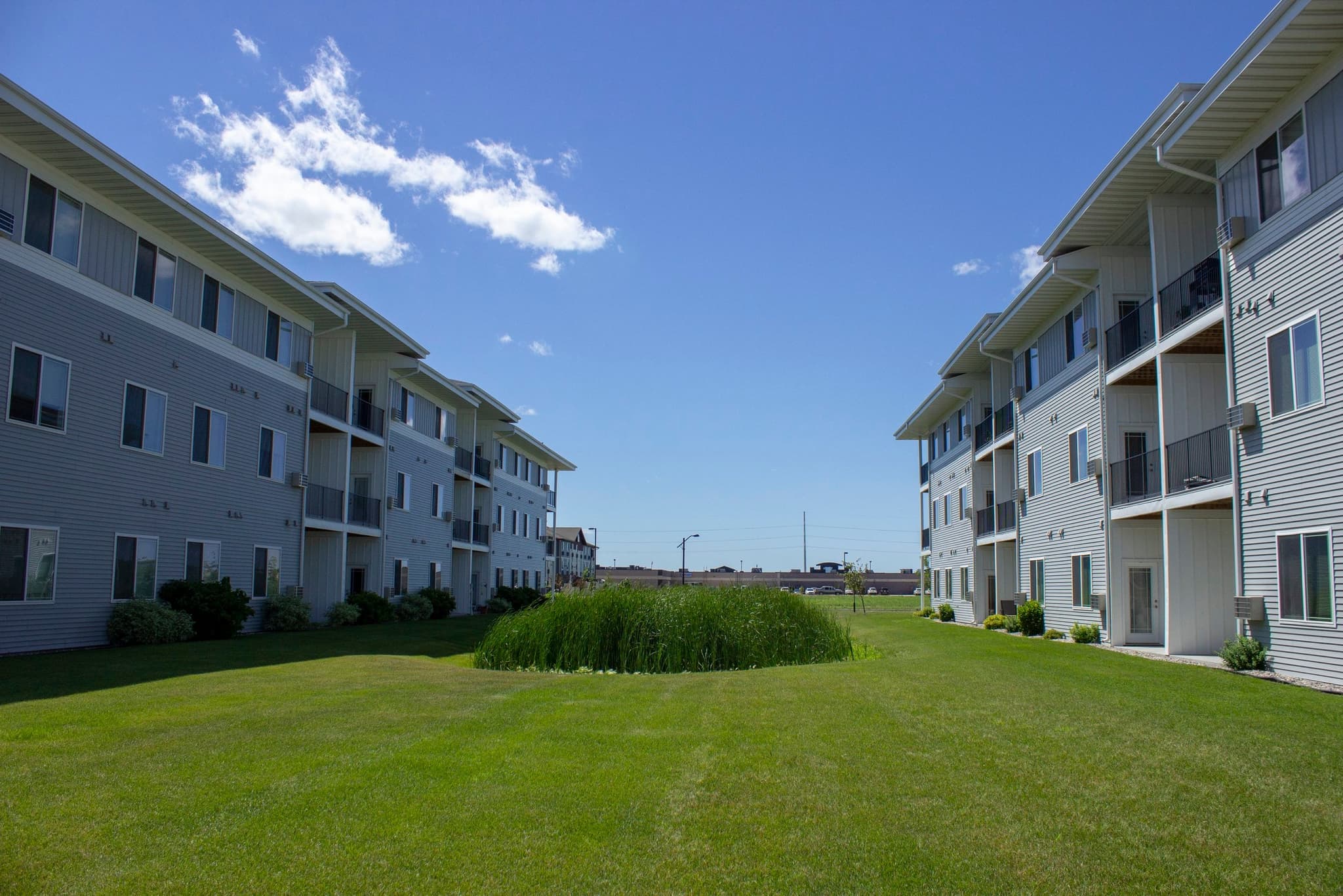 Amber Pointe Apartment Homes photo 9