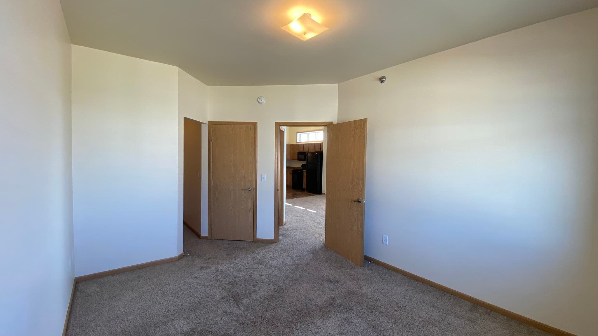 Amber Pointe Apartment Homes photo 10