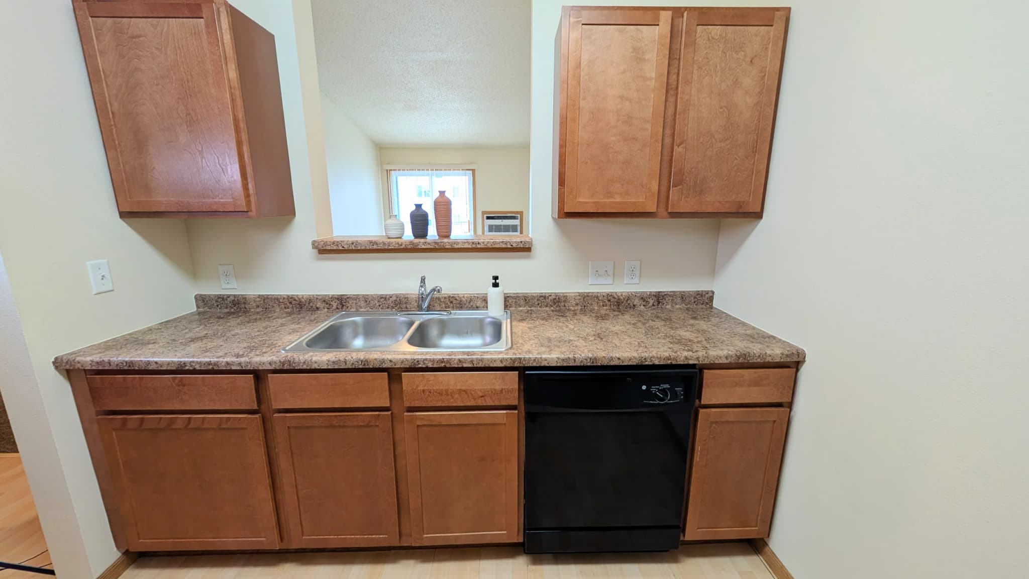 Amber Ridge Apartments photo 9