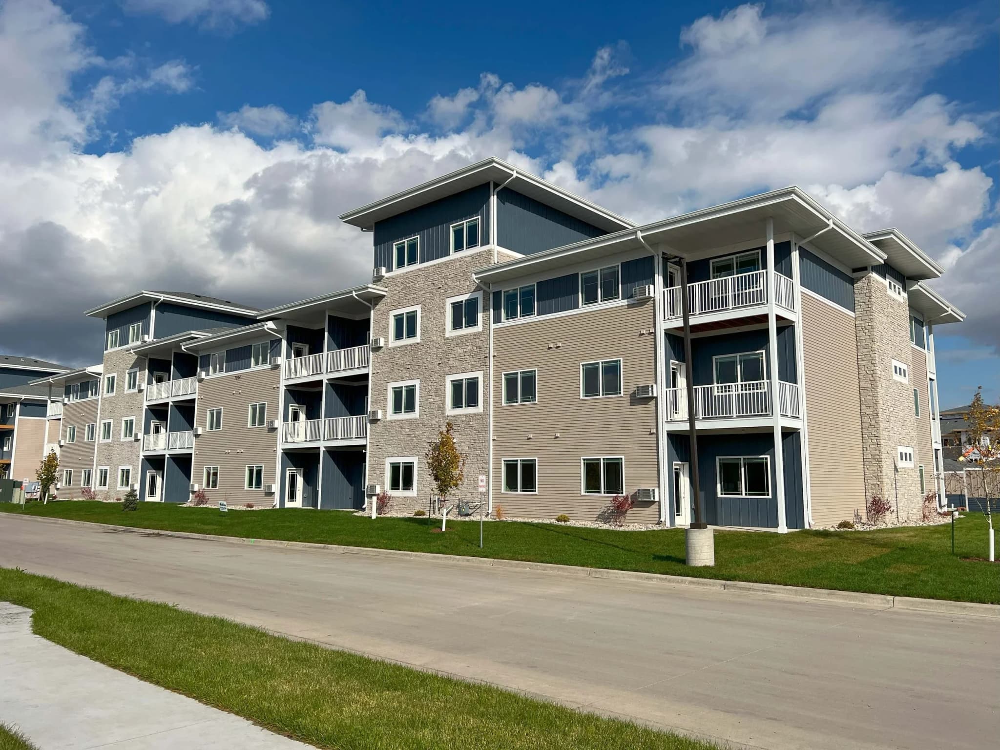 Carlson Place Apartments photo 6