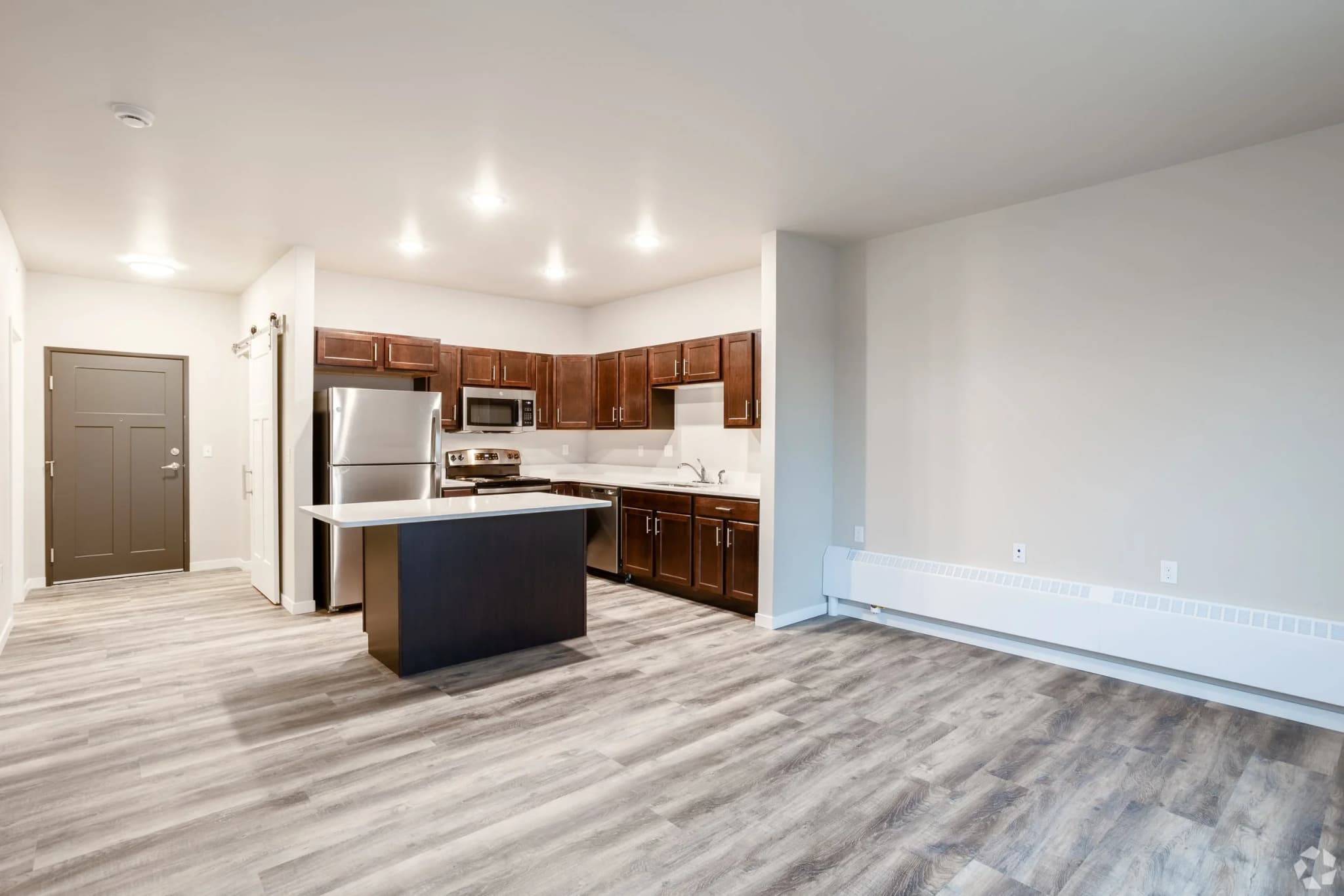 Creekside Apartment Homes photo 3