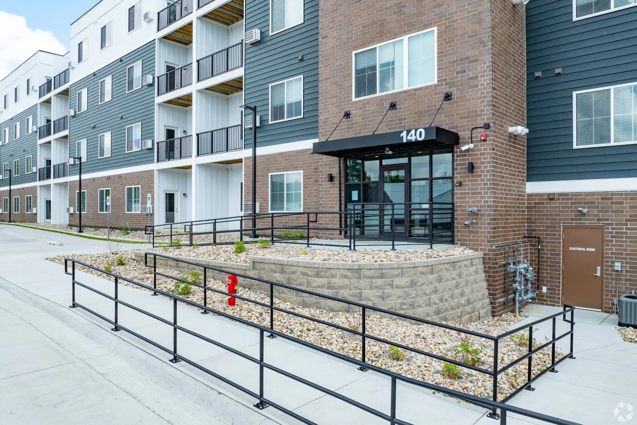 Creekside Apartment Homes photo 8