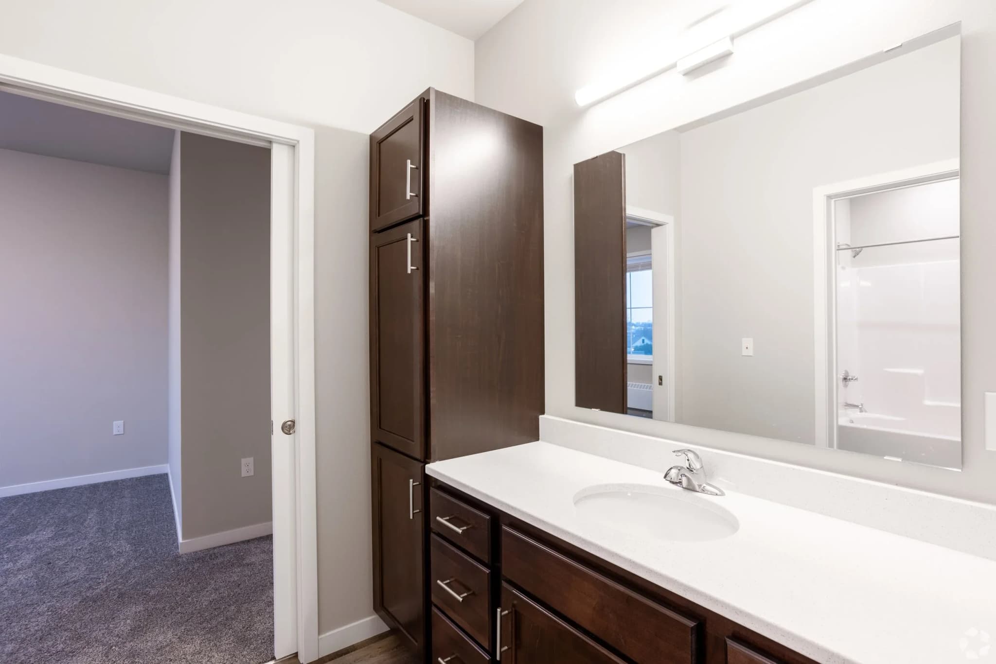 Creekside Apartment Homes photo 10