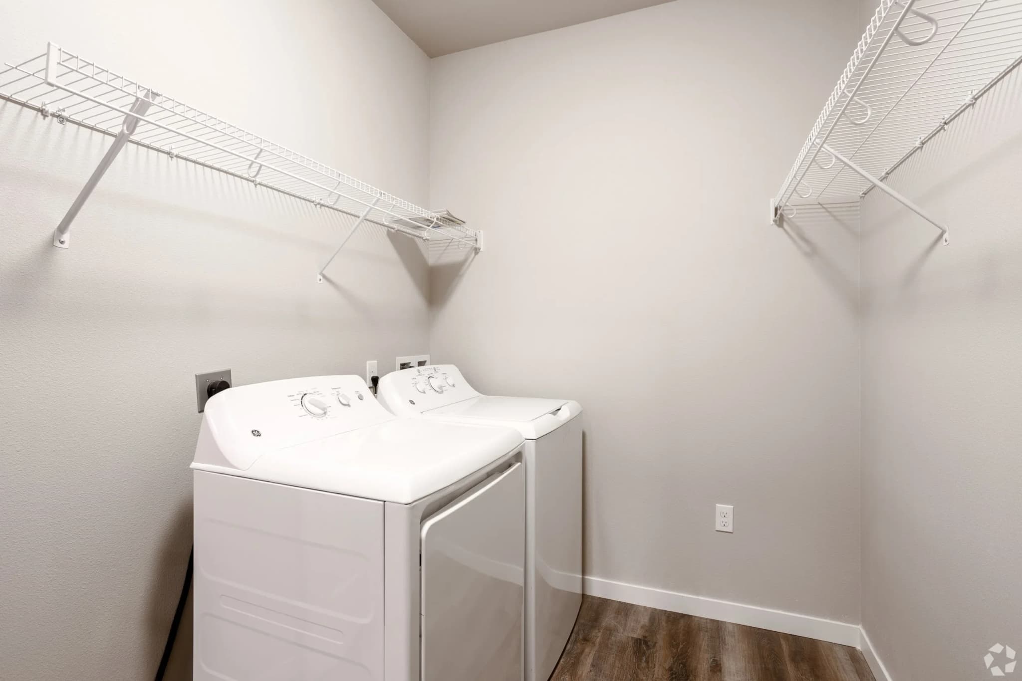 Creekside Apartment Homes photo 16