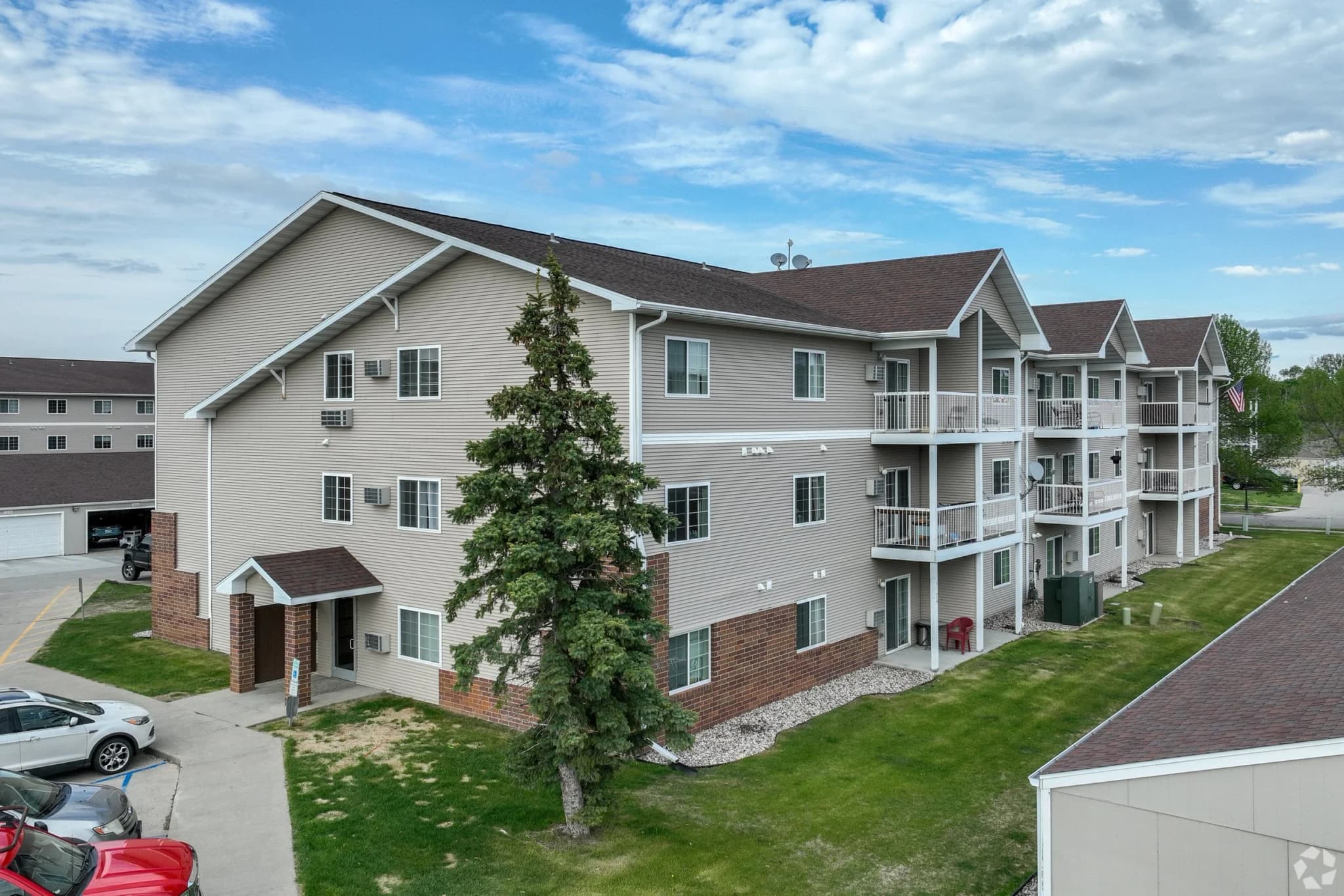 Eagle Lake Apartments photo 10