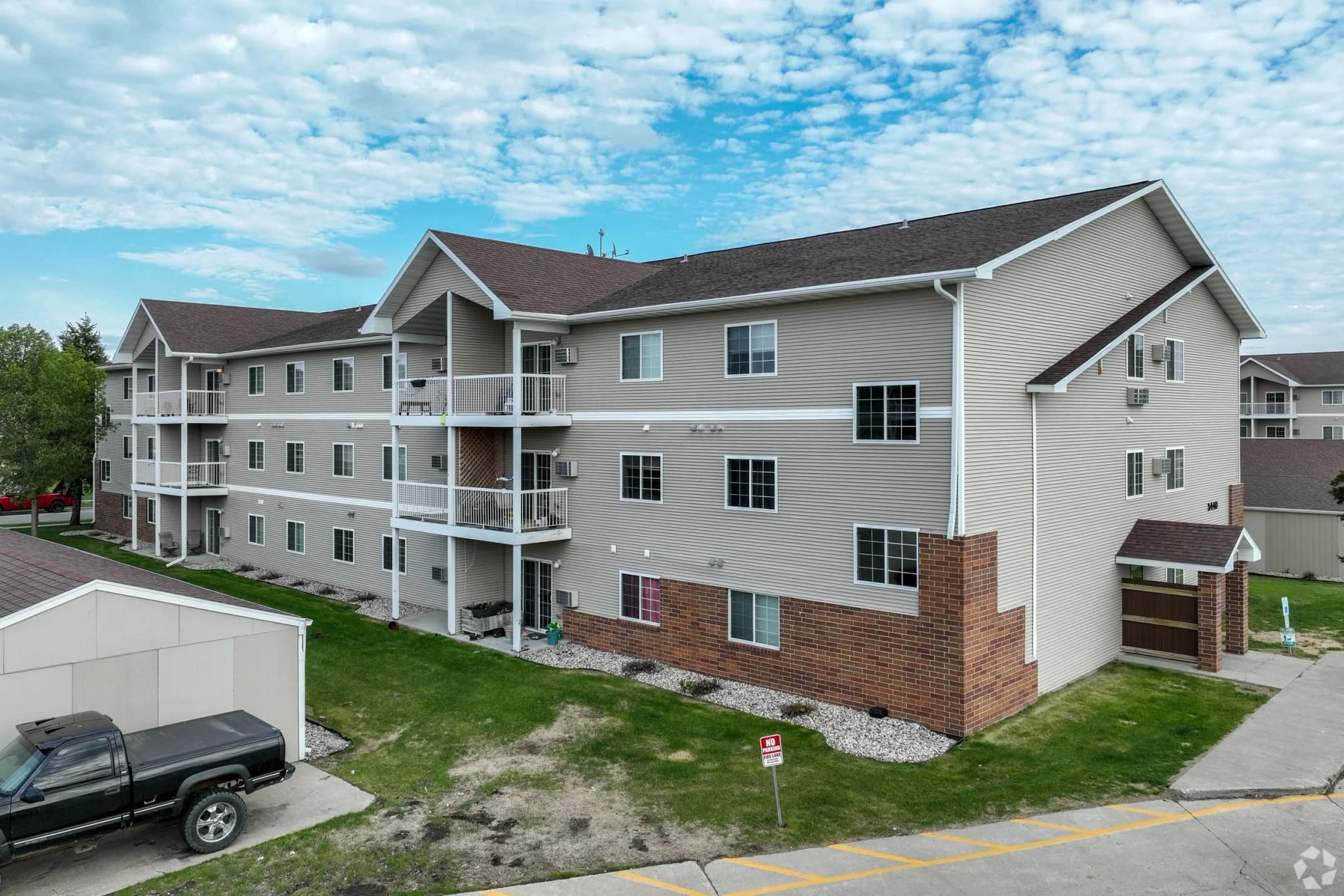 Eagle Lake Apartments photo 20
