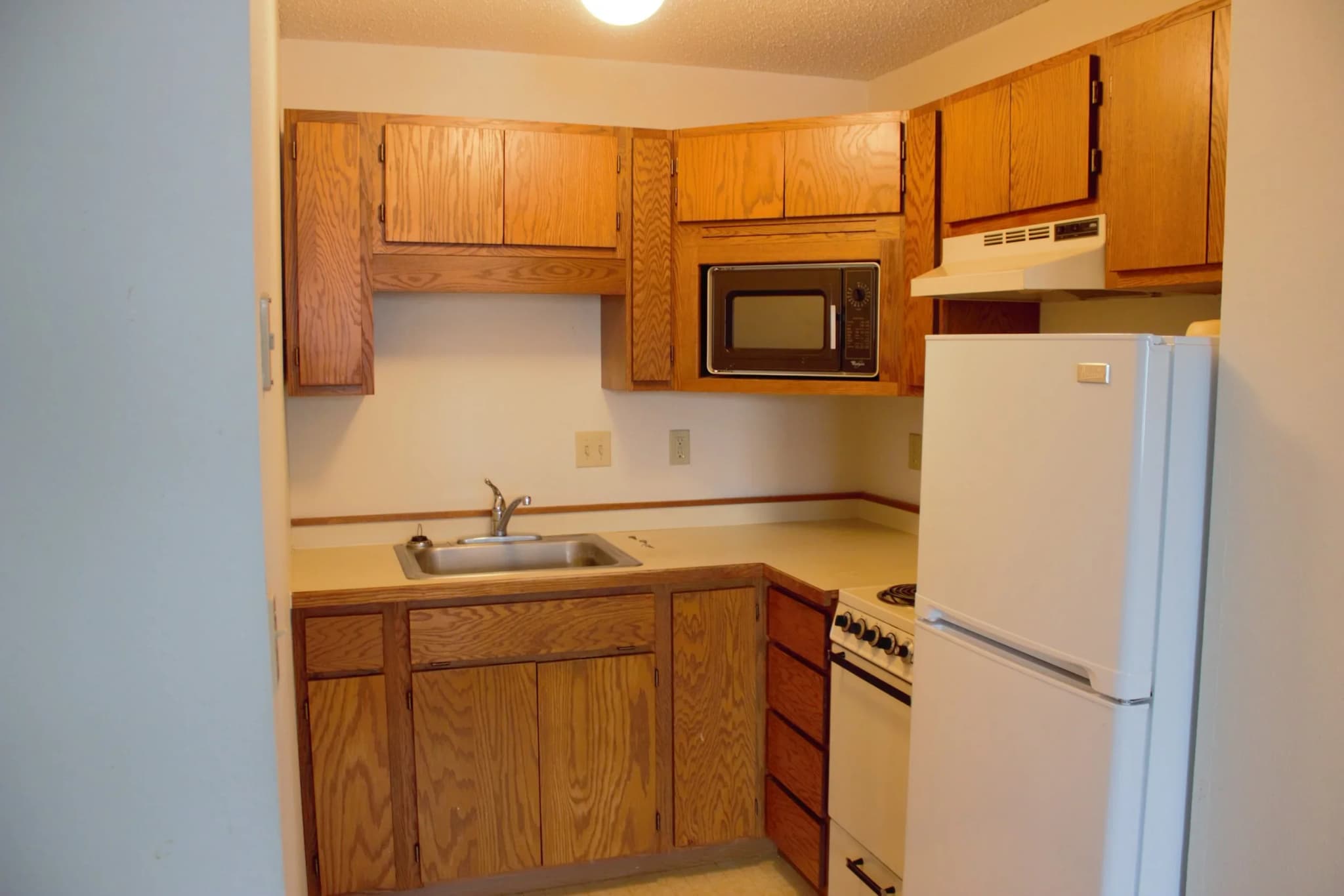 Erickson Apartments photo 3