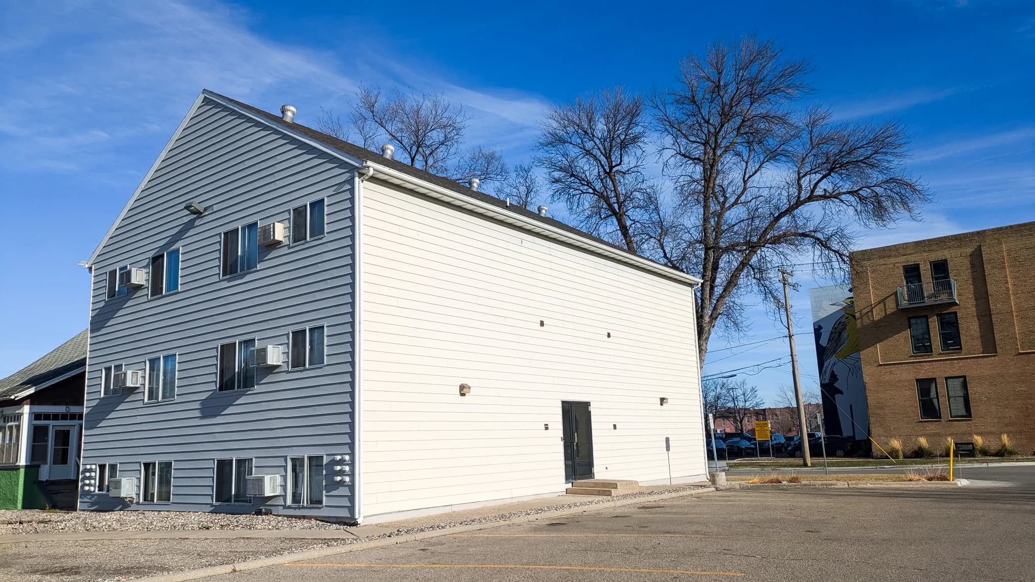 Erickson Apartments photo 14