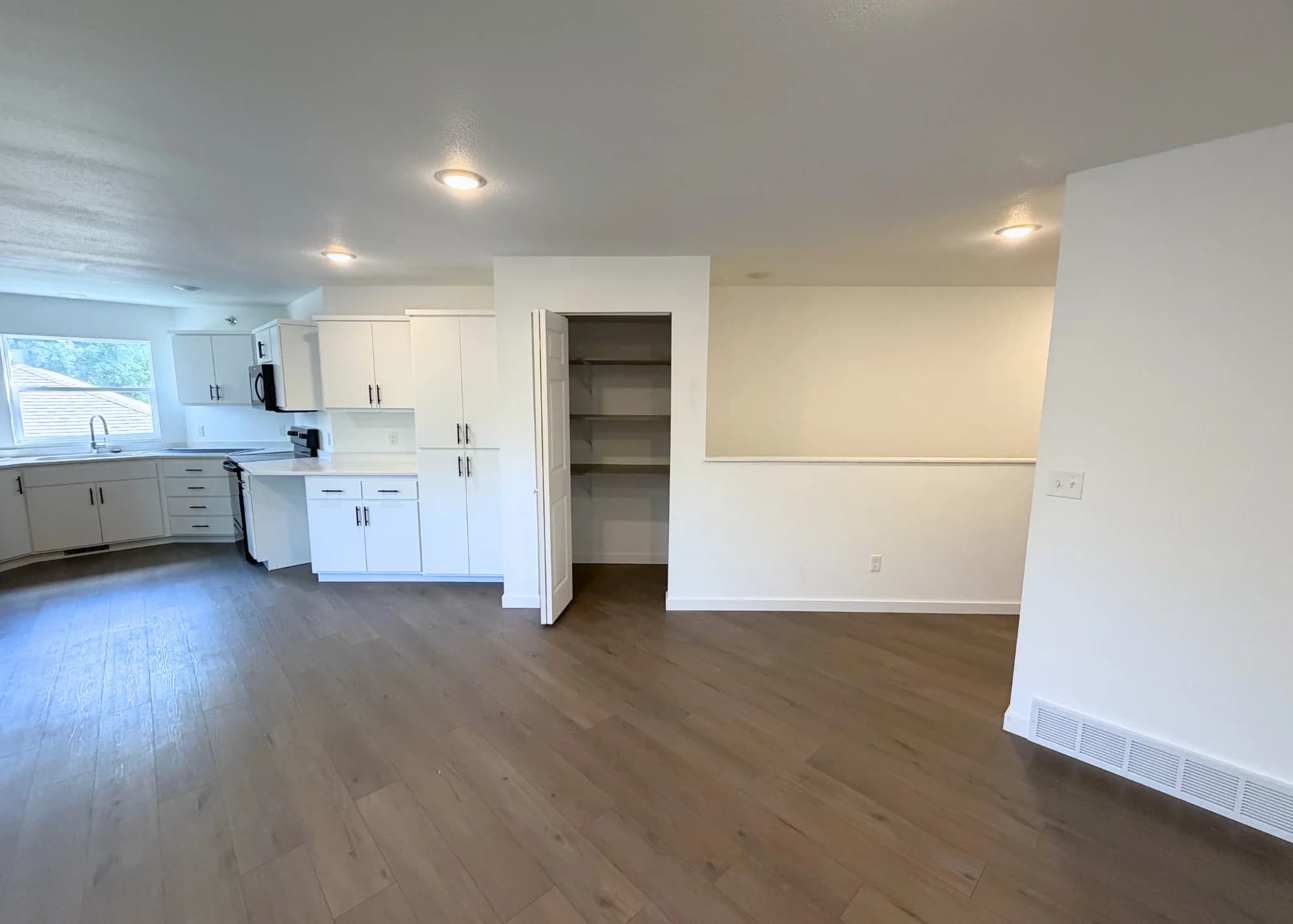 Maranda Apartments photo 3