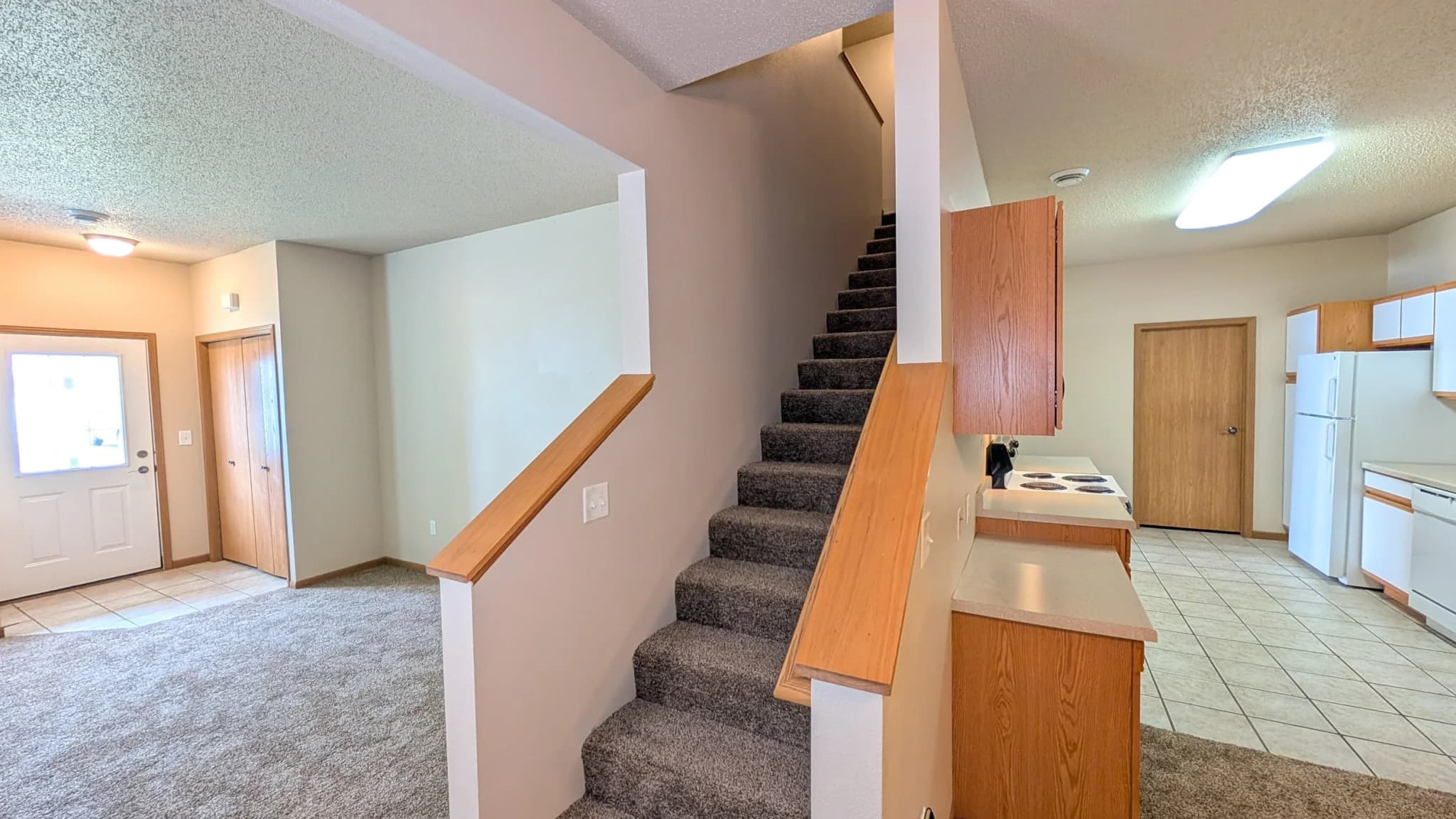 Osgood Townhomes photo 9