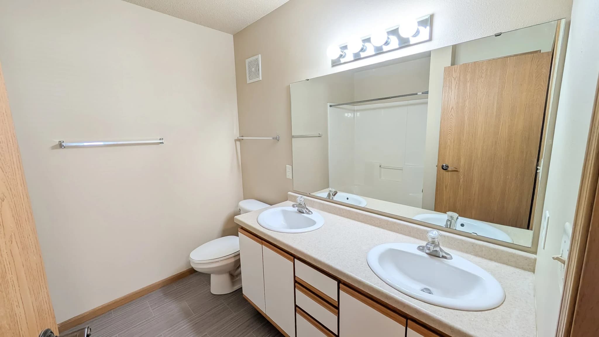 Osgood Townhomes photo 13