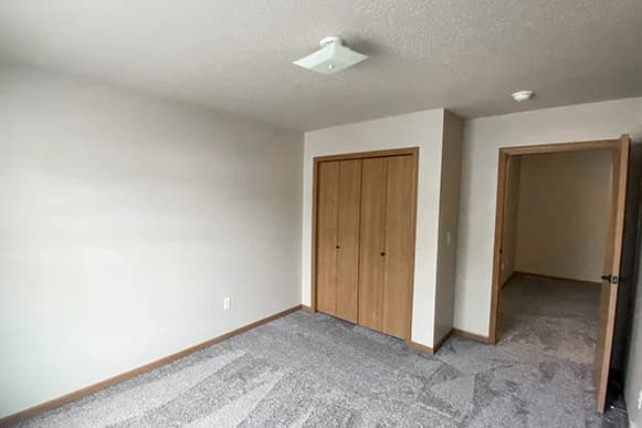 Osgood Townhomes photo 16
