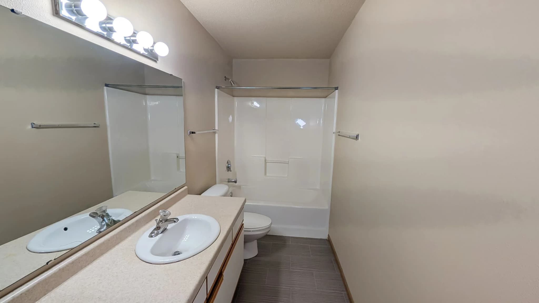 Osgood Townhomes photo 17