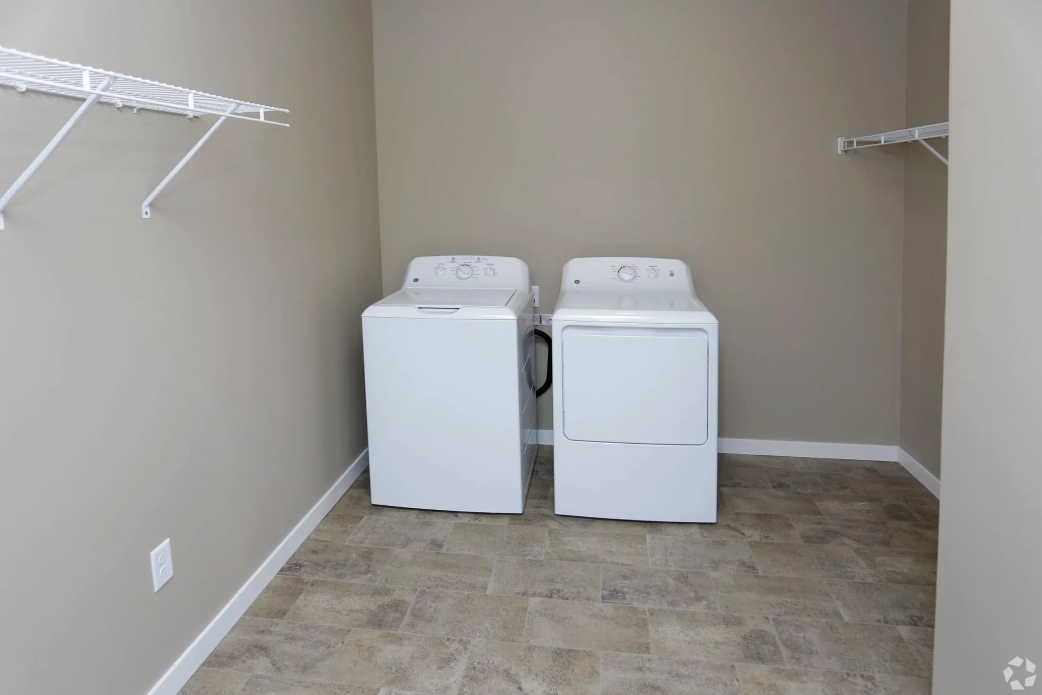 Pinecrest Apartment Homes photo 22