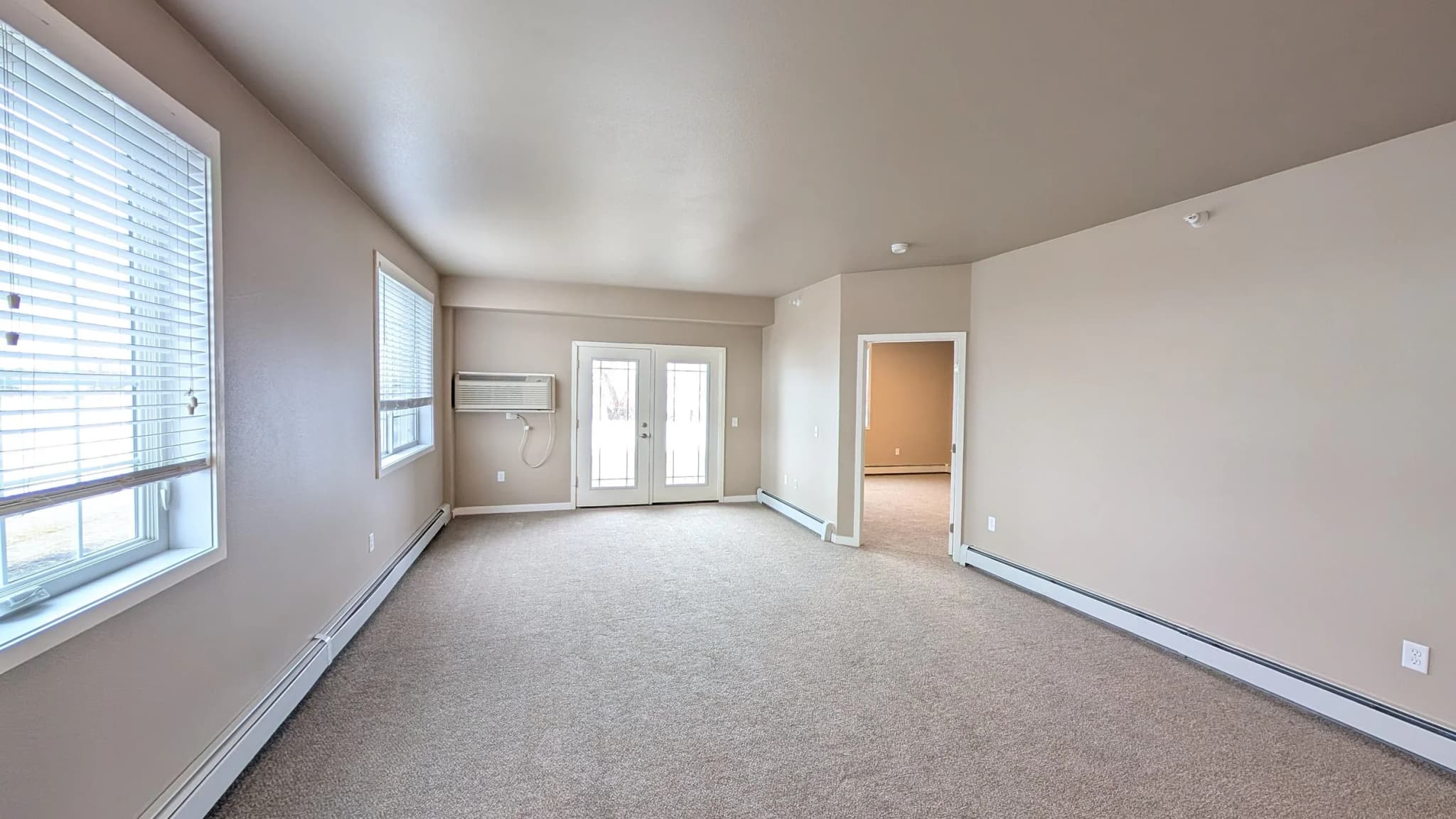 South Beach Apartment Homes photo 5