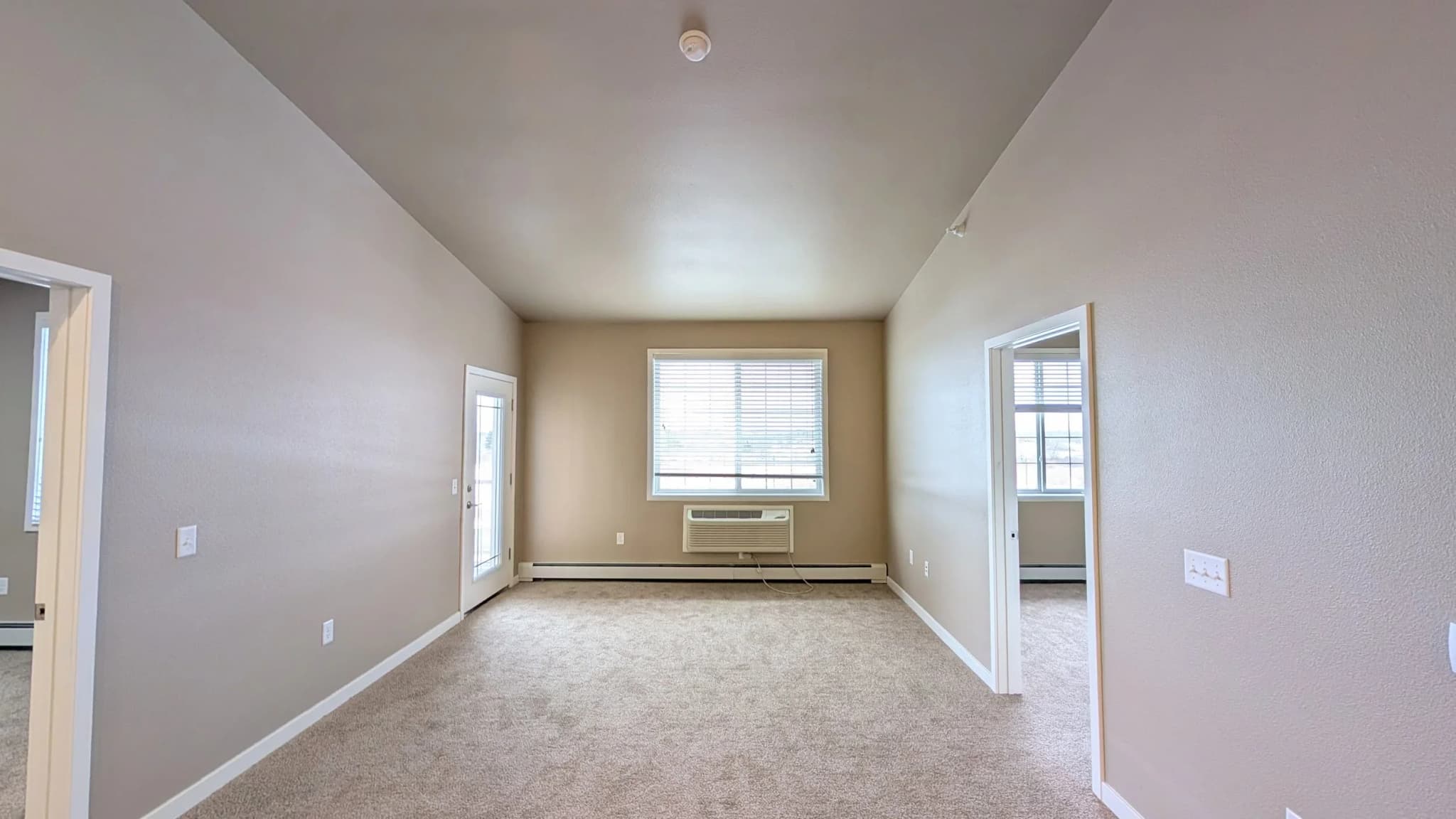South Beach Apartment Homes photo 16