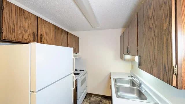 Southview Apartments photo 26
